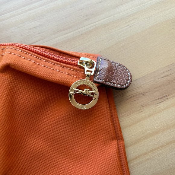 Longchamp Le Pliage | Orange Shoulder Tote Bag - Picture 3 of 13